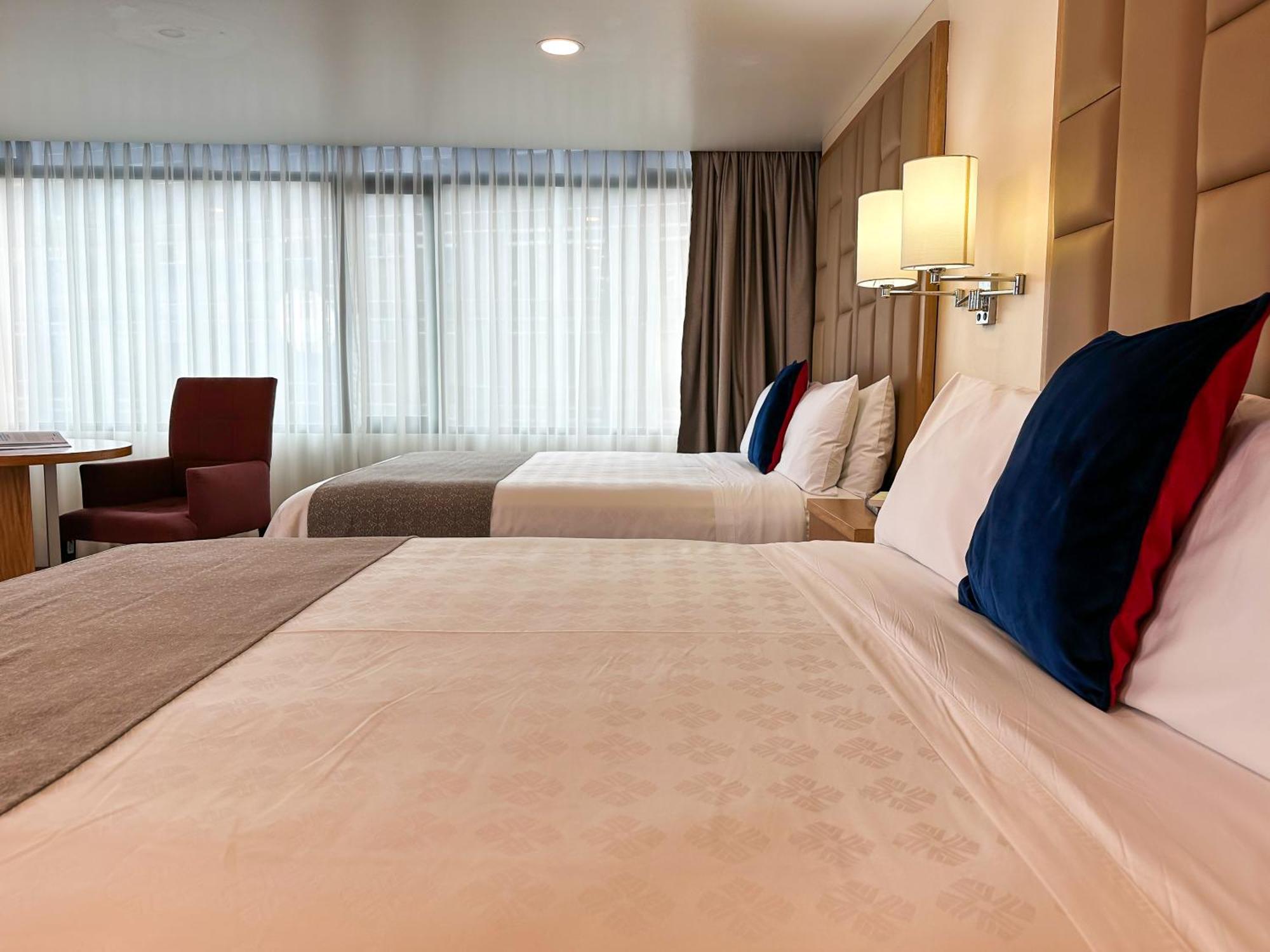 Wyndham Garden Quito Hotel Exterior photo